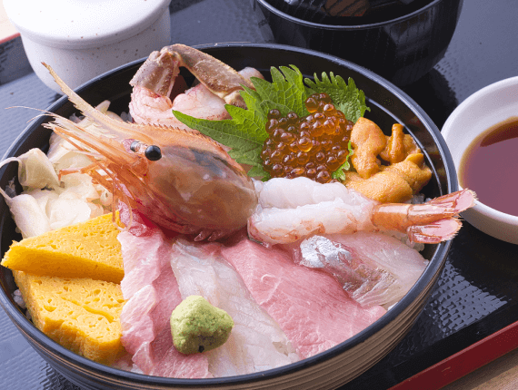 レストラン かなで